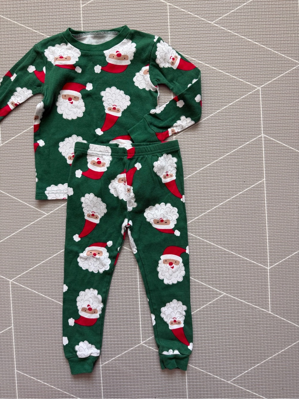 Carters|Baby/toddler gender neutral Green Santa clause Print Holiday Pajama Set•